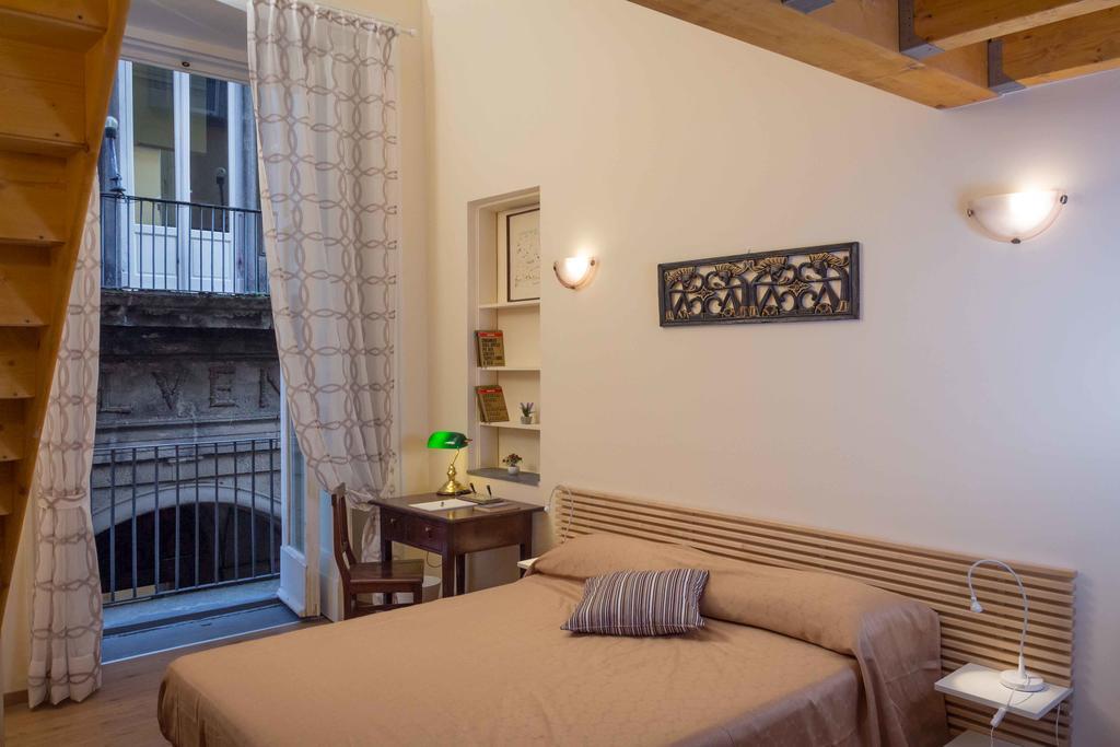 La Cattedrale Bed & Breakfast Napoli Camera foto