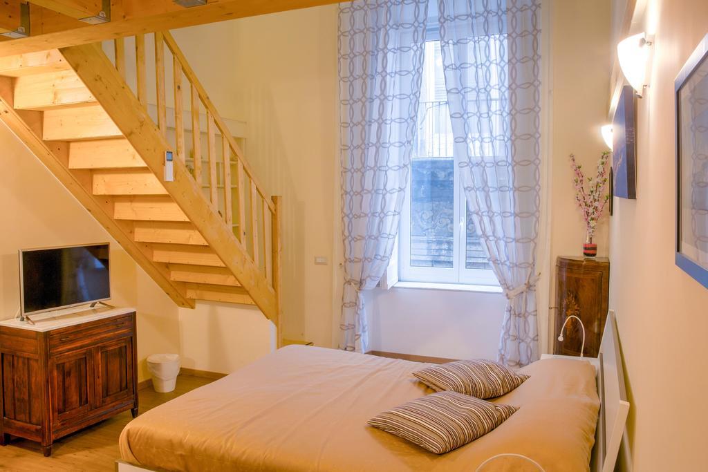 La Cattedrale Bed & Breakfast Napoli Esterno foto
